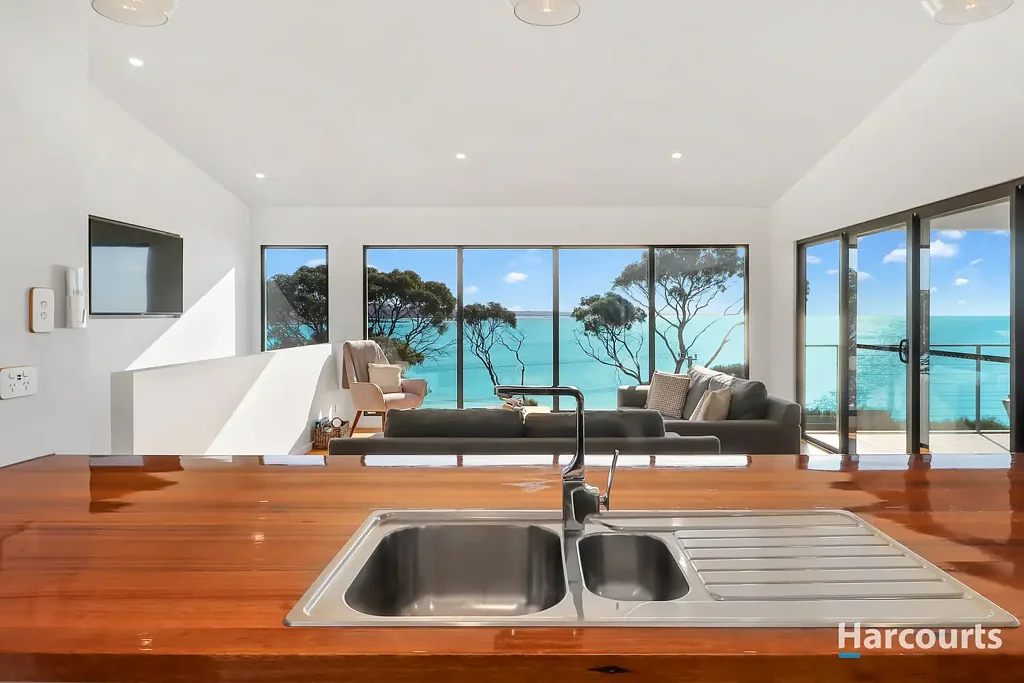 Binalong Bay 2 Bedroom Phenomenal Bay of Fires Views