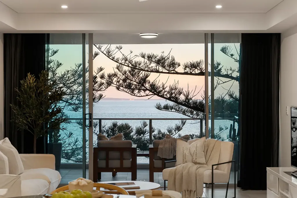 Redcliffe 2chambre ABSOLUTE BEACHFRONT LIVING WITH DAZZLING OCEAN VISTAS