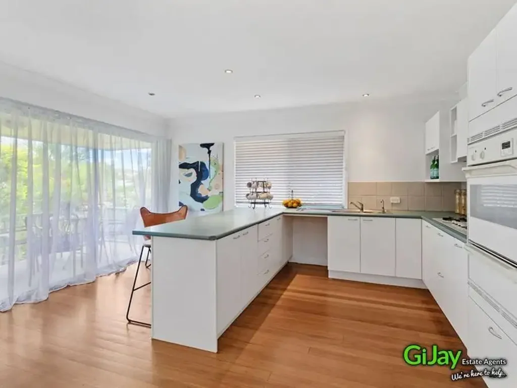 Spacious Family Home in Coopers Plains