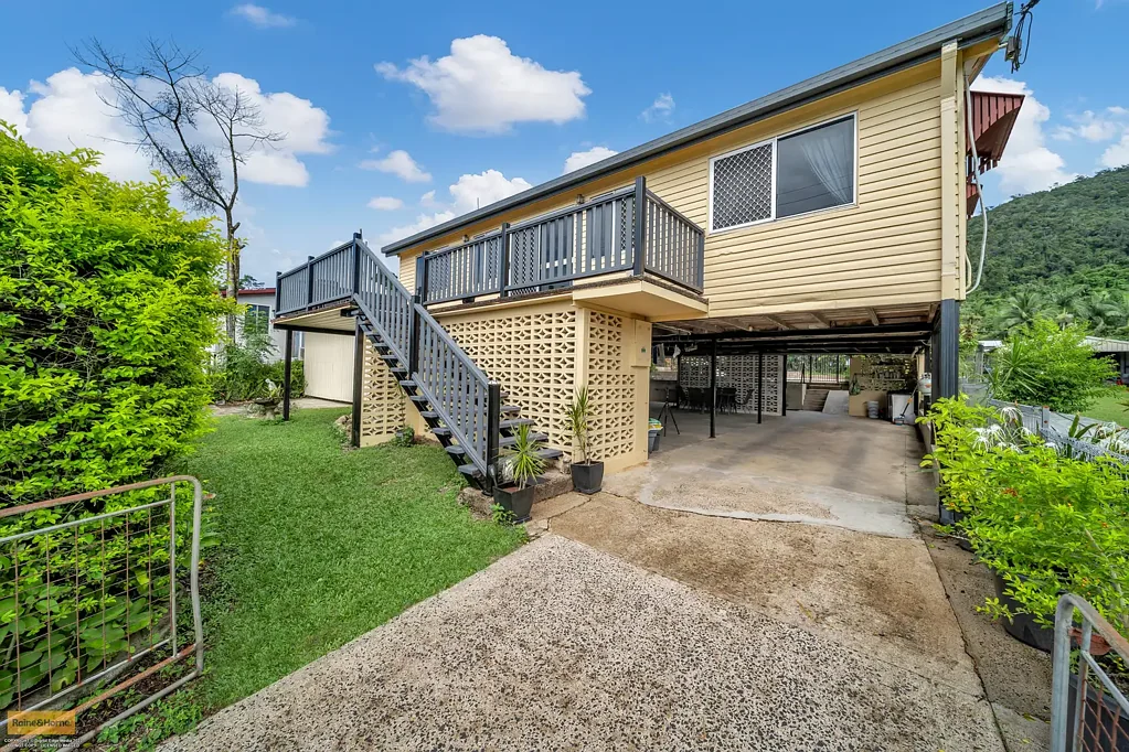 36 Mcquillen Street, Tully, QLD 4854