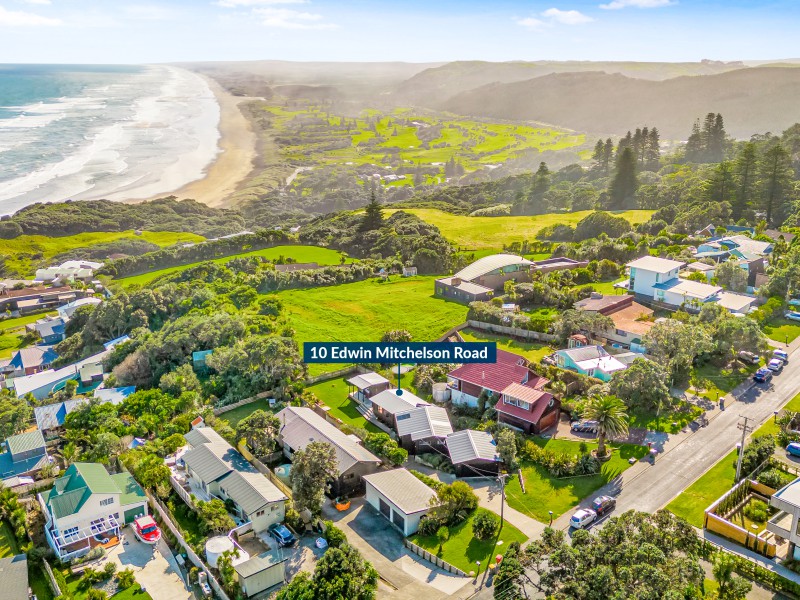 10 Edwin Mitchelson Road, Muriwai