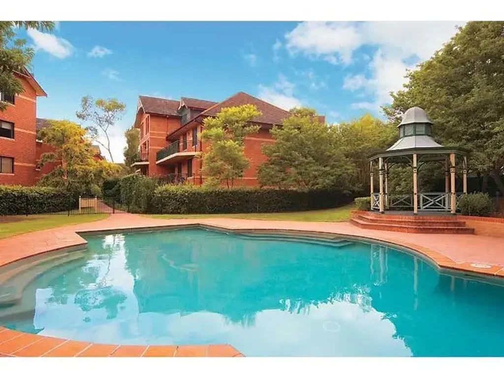 Contemporary Luxury in the Heart of Dulwich Hill