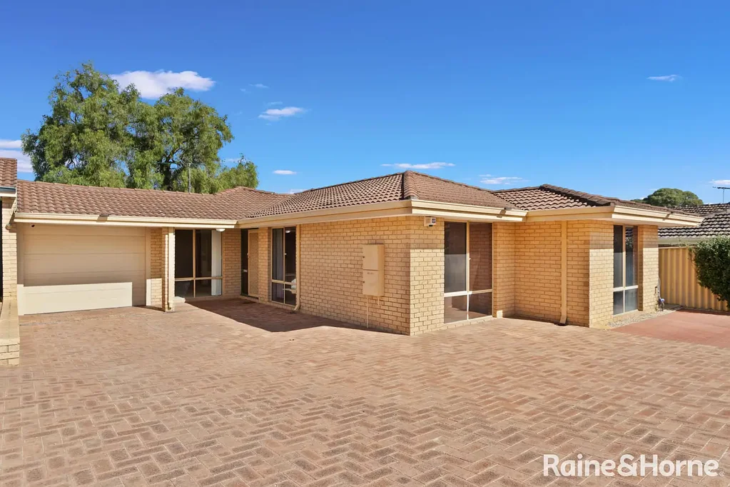 9B Newgate Street, Alexander Heights, WA 6064