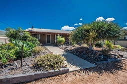 16 Clementina Road, Dongara