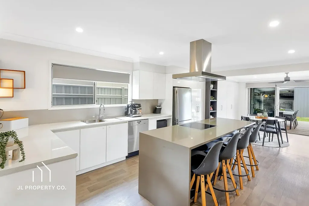 87 Trafalgar Avenue, Woy Woy, NSW 2256