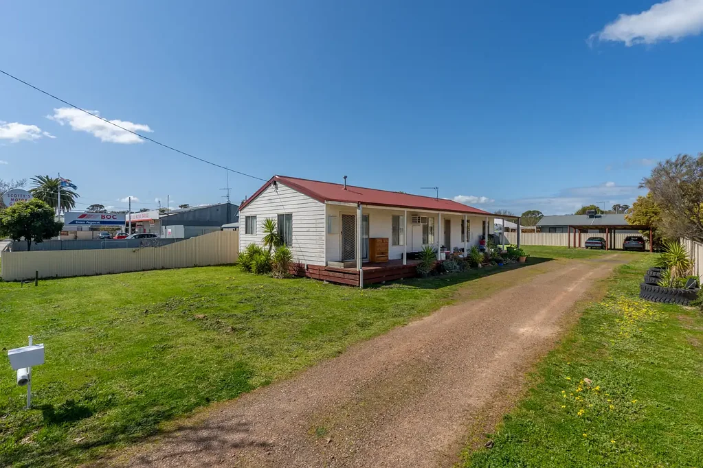 17 Clifton Street, Euroa, VIC 3666