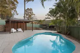 25 WOODOAK CL, Tingira Heights