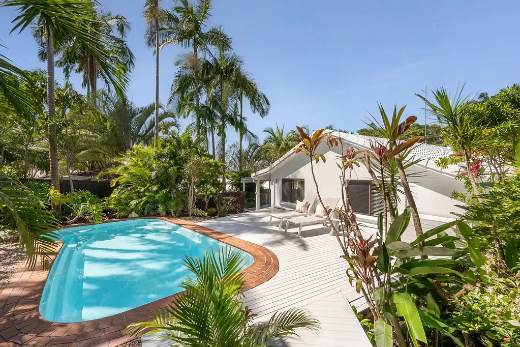 6 Camille Court, Mount Coolum, QLD 4573