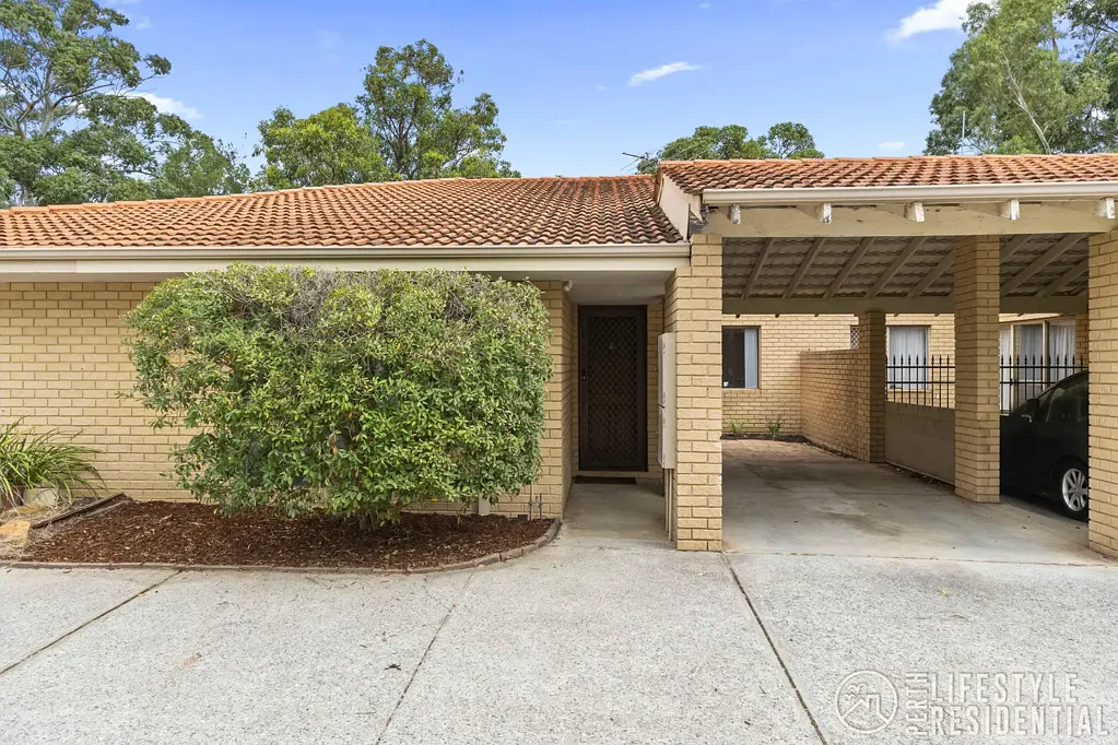 3/6 Conifer Close, Ballajura, WA 6066