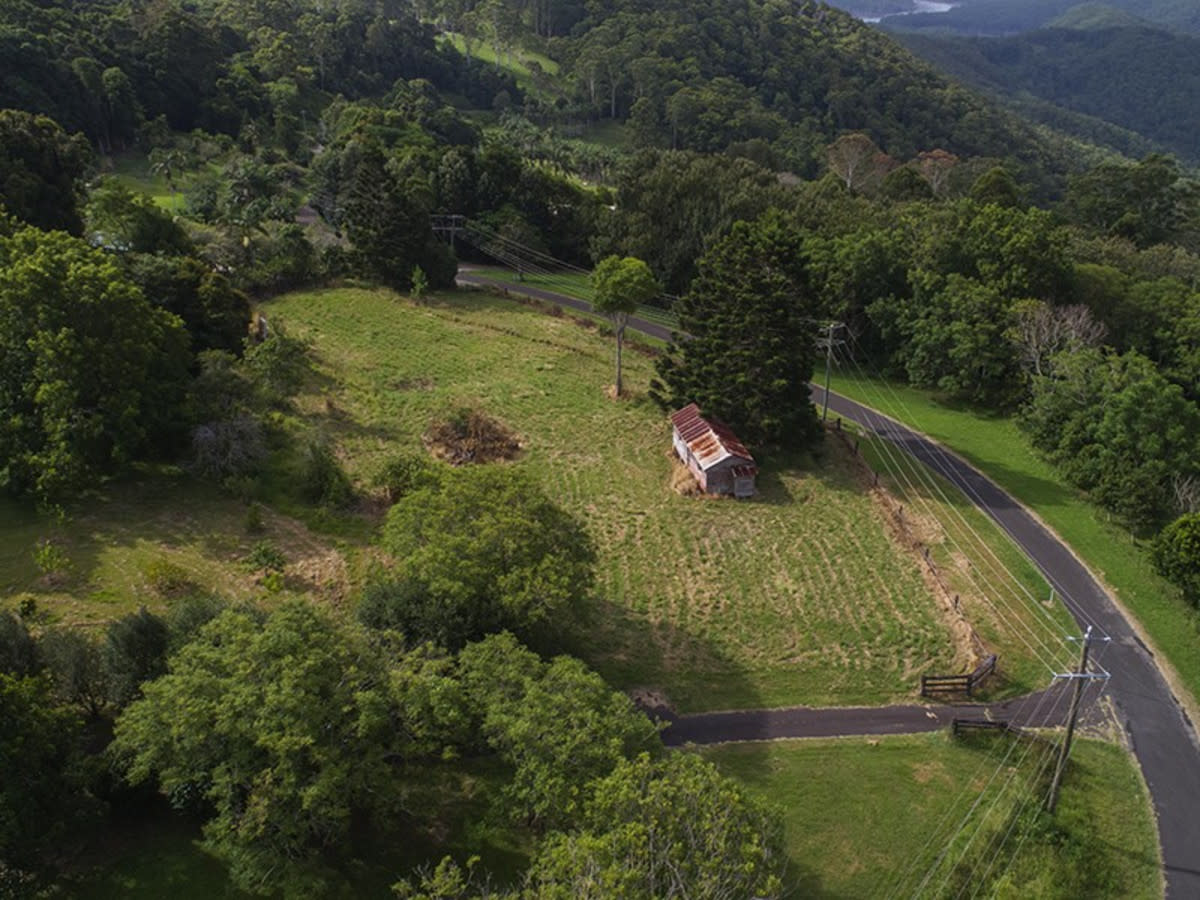 408 MOUNT NIMMEL RD, SPRINGBROOK QLD 4213, 0 rūma, 0 rūma horoi, Section