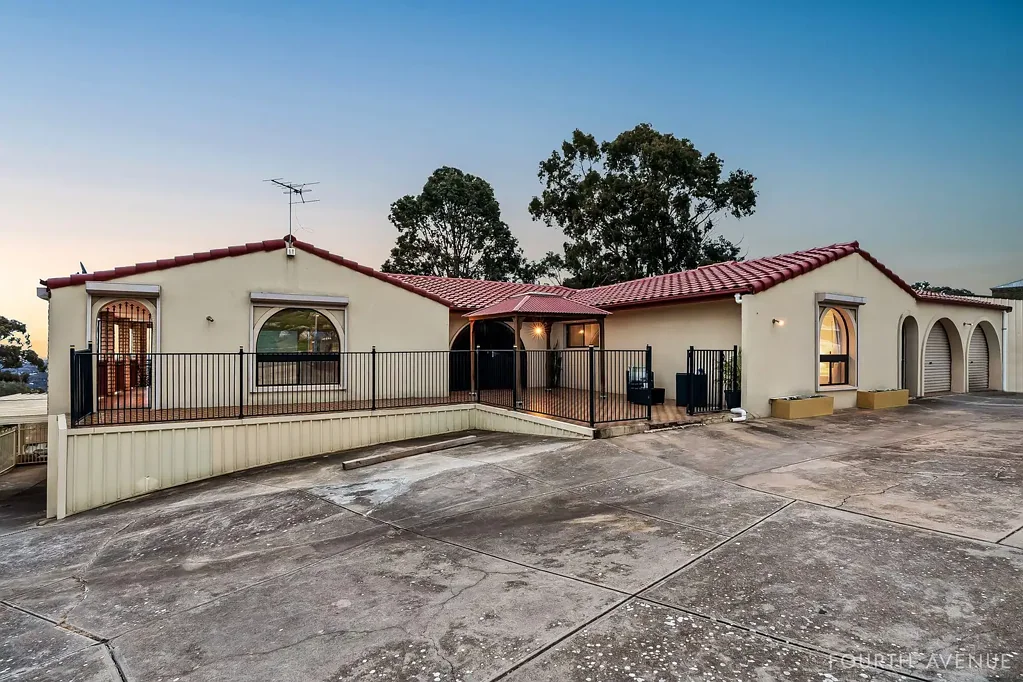 Salisbury Heights 6房  A Grand Family Entertainer with Panoramic Views