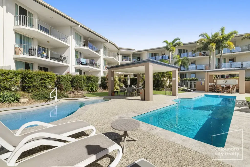 Battery Hill 2房  Exceptional Investment Opportunity: Beautifully Renovated Dual Key Apartment…