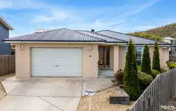 18 Bedstone Road, Oakdowns