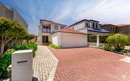 8 Lantana Avenue, Mount Claremont