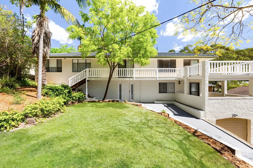 Leonay 4房 Leonay优质地段 现代设计 主卧带套间 开敞式起居区 自然采光充沛 大型车库 Where Every Day Feels Like Sanctuary