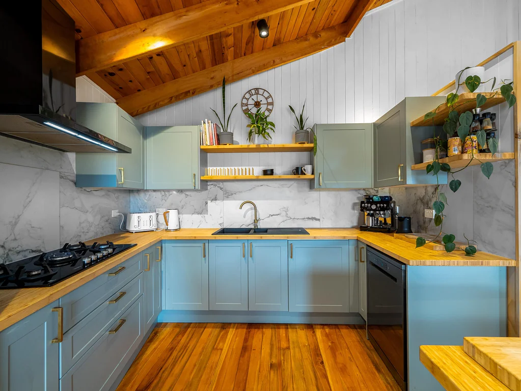 Russell 3બેડરૂમ Stunning Coastal Retreat