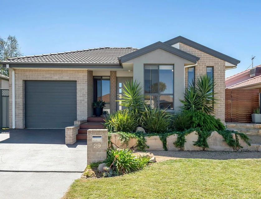 29 Ruth Bedford Street, Franklin, Gungahlin District, 3房, 2浴, House