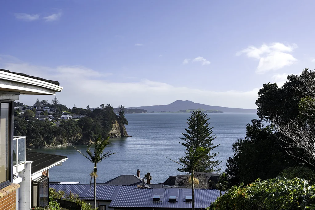 23 & 23A Island View Terrace, Cockle Bay, Manukau City, Auckland