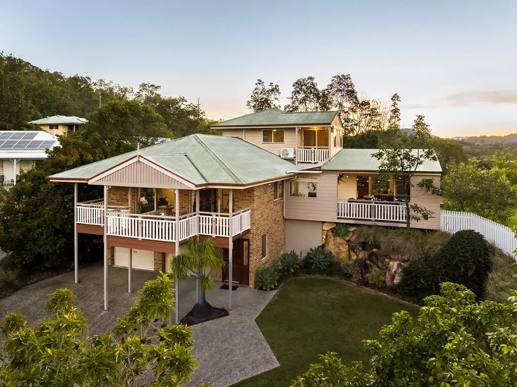 Keperra 4chambre Private Hillside Sanctuary Backing Bushland Reserve