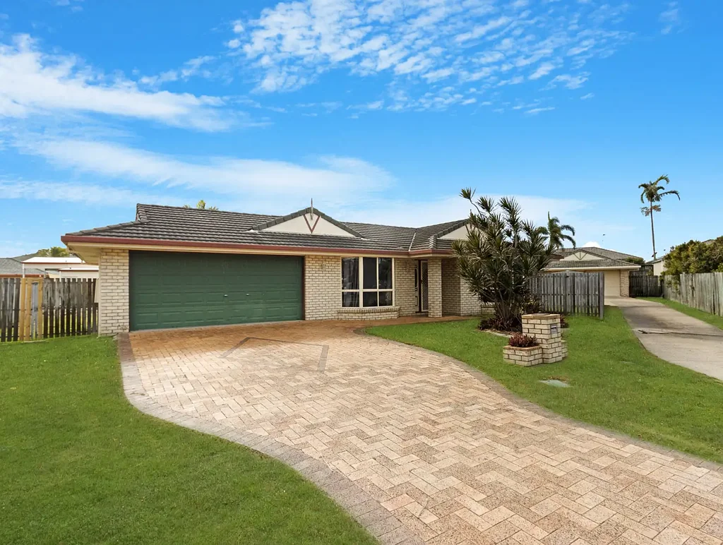 12 Chancellor Drive, Urraween, QLD 4655