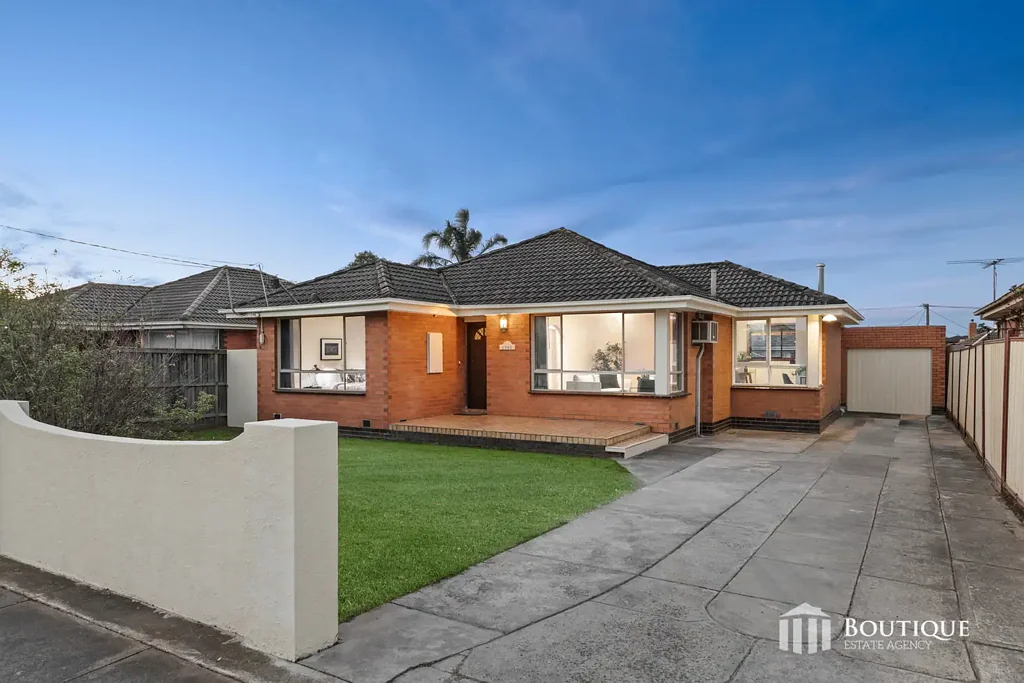 Dandenong North 3બેડરૂમ AUCTION this Saturday, 3 October 2026 at 10:00am