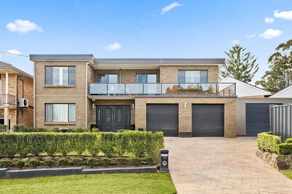 44 Beverley Avenue, Unanderra, NSW 2526