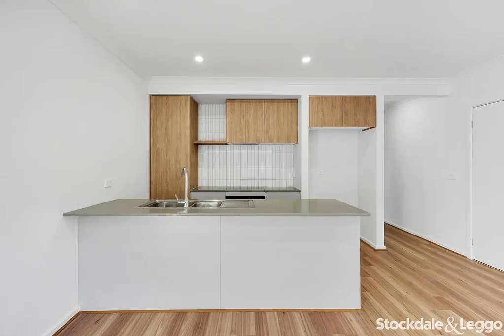Brand New Town Living in the Heart of Cloverton Estate !