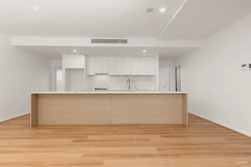EXQUISITE BRAND NEW SPACIOUS APARTMENT – OFFERING STUNNING VIEWS WITH CENTRAL AND ROOFTOP LEISURE AREAS