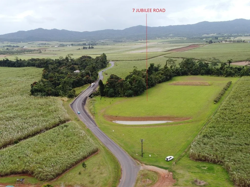 Daradgee  Valuable vacant land