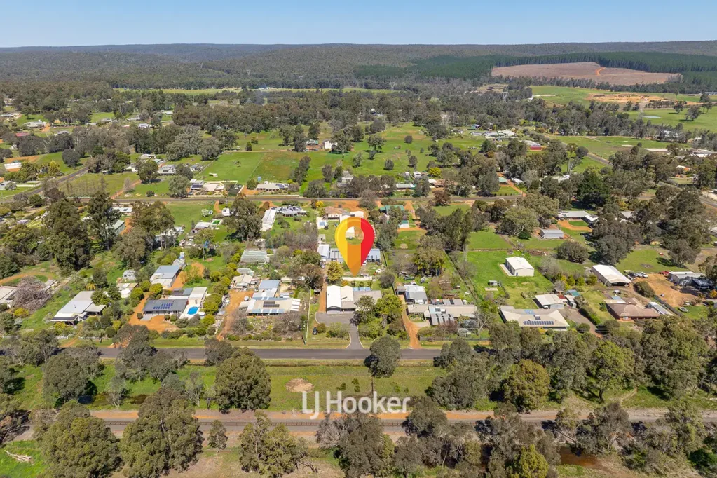 157 Railway Parade, Allanson, WA 6225