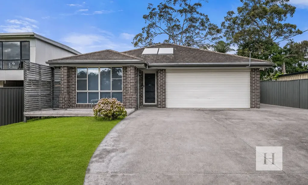 648 Pacific Highway, Lake Munmorah, NSW 2259