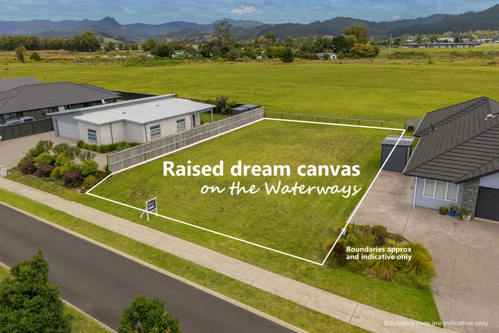 Whitianga ELEVATED 'INNER CIRCLE' WATERWAYS SECTION