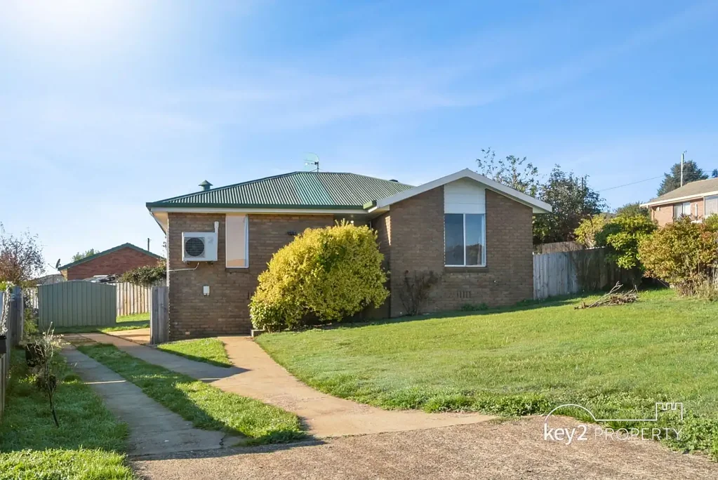 Deloraine 3房  Where Do You Buy For This Price?