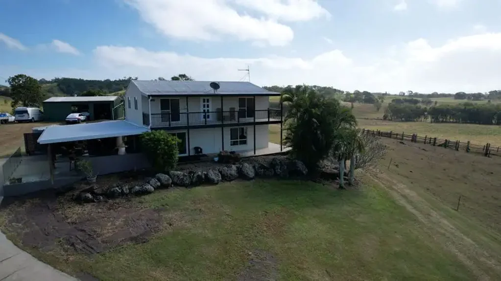 Grasstree Beach 4房  Exceptional Acreage Lifestyle with Stunning Views - Grasstree Beach