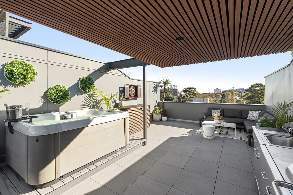 St Kilda 2ห้องนอน A Rooftop Oasis with Sunset Backdrop