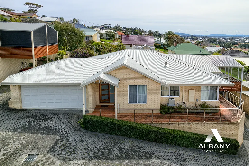 3/241A Albany Highway, Mount Melville, WA 6330