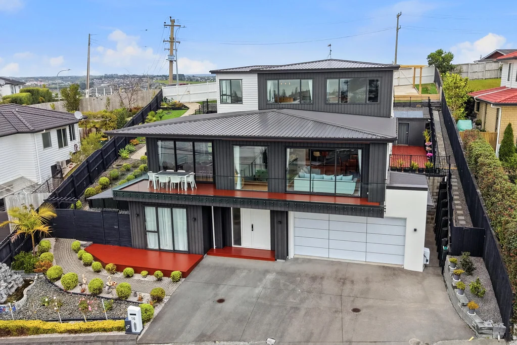 Orewa 5कमरा Ultimate Coastal Showcase with Panoramic Sea Vistas