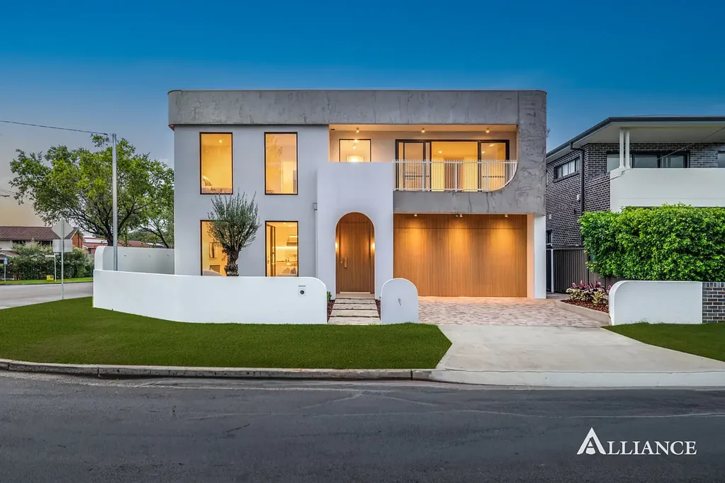 1 Dunstan Avenue, Milperra, NSW 2214