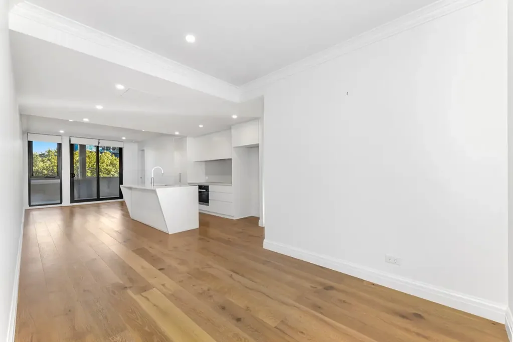 Inner City Living - This Exceptional Three Bedroom Residence