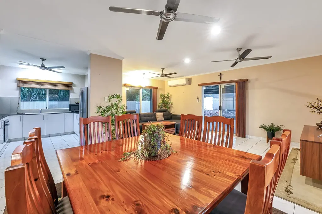 Coconut Grove 3房  Location and lifestyle