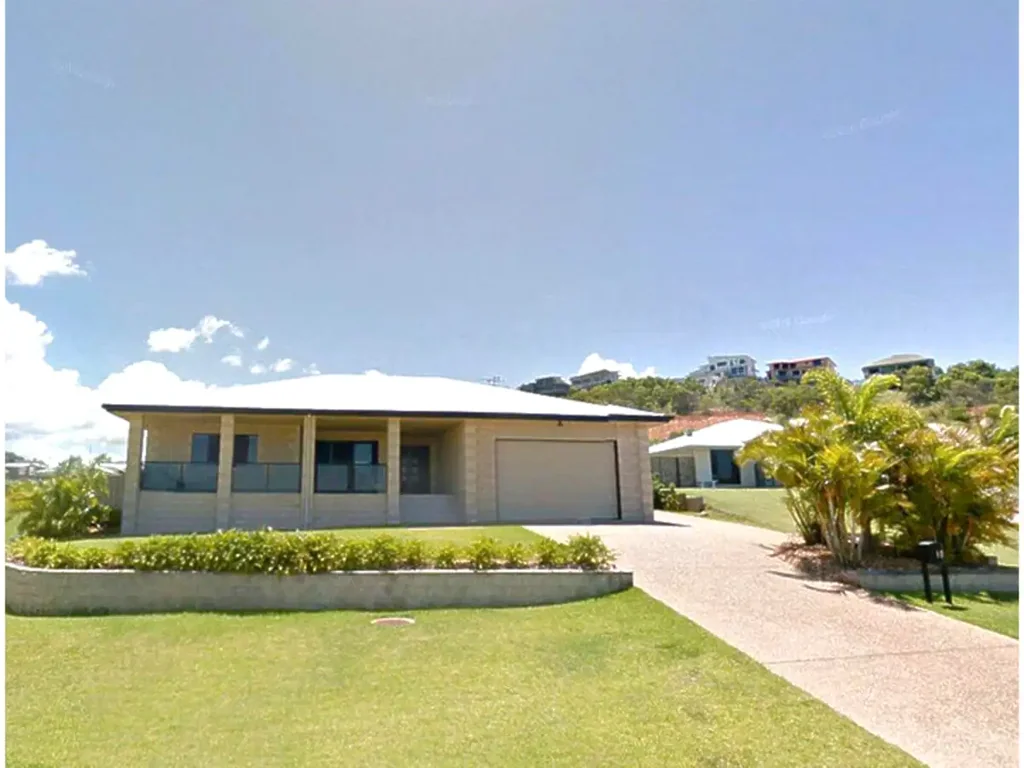 10 Beachley Place, Rosslyn, QLD 4703