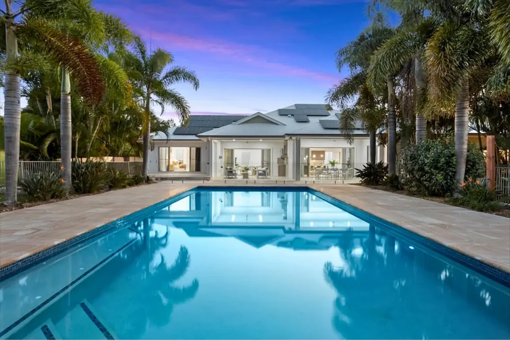 26 Lagoon Park Drive, Maudsland, QLD 4210