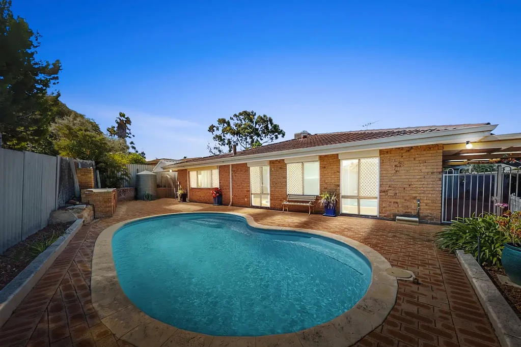 11 Exodon Place, Heathridge, WA 6027