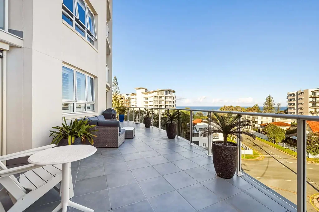 Redcliffe 3침실 ELEGANT COASTAL LIVING WITH OCEAN VIEWS & A RARE ENTERTAINER'S TERRACE
