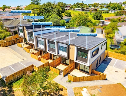 29D Takapu Street, Henderson, Waitakere City, 2 ਕਮਰੇ, 1 ਬਾਥਰੂਮ, Townhouse
