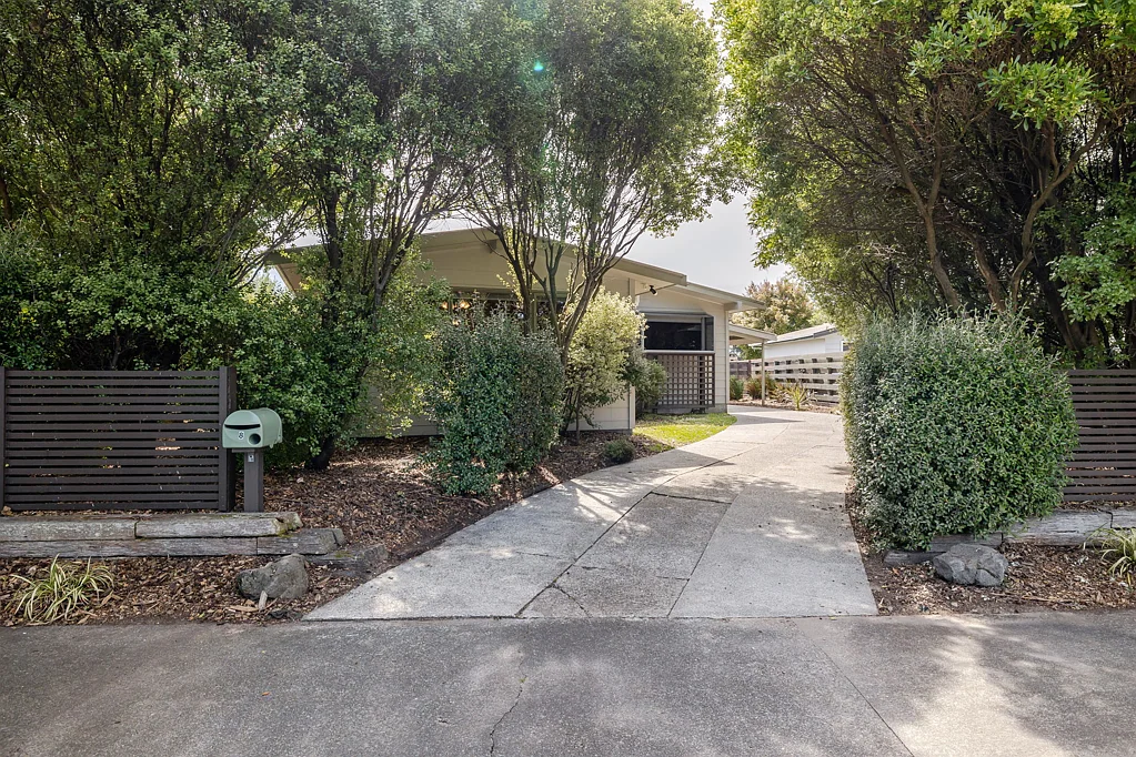 8 Saturn Crescent, Milson, Palmerston North, Manawatu-Wanganui