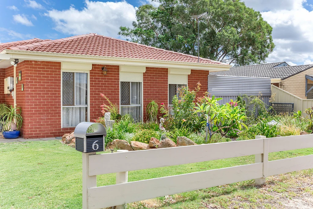 6 Elm Close, Camillo, WA 6111