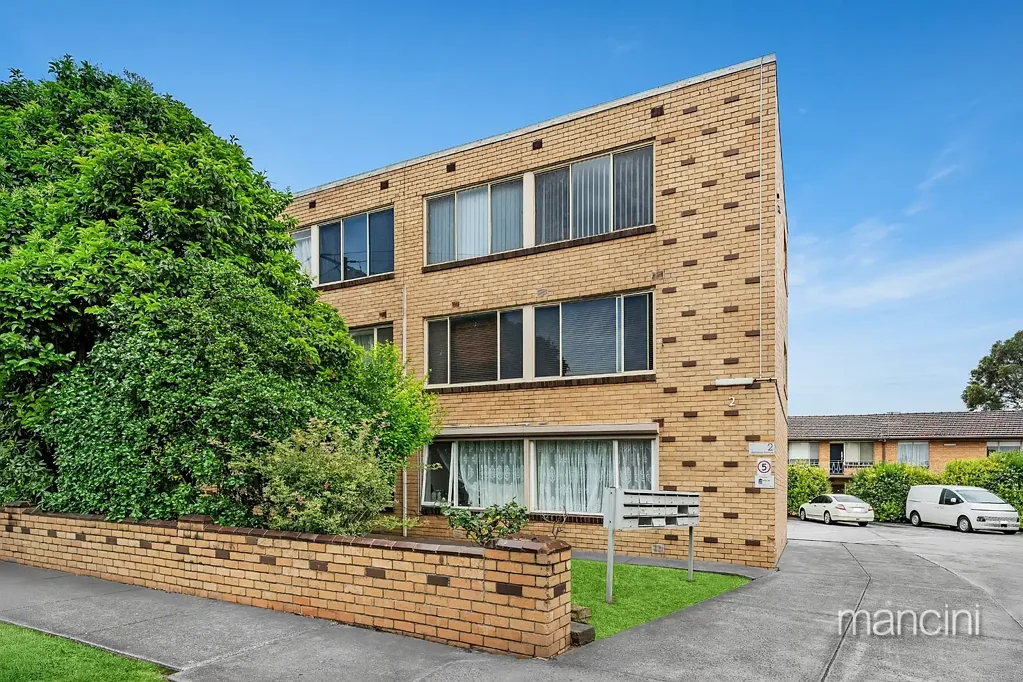 1/2 Stenhouse Avenue, Brooklyn, VIC 3012