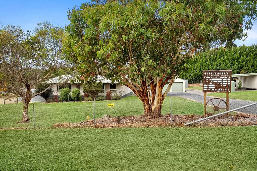 5 Caledonia Street, Grabben Gullen via, Crookwell, NSW 2583