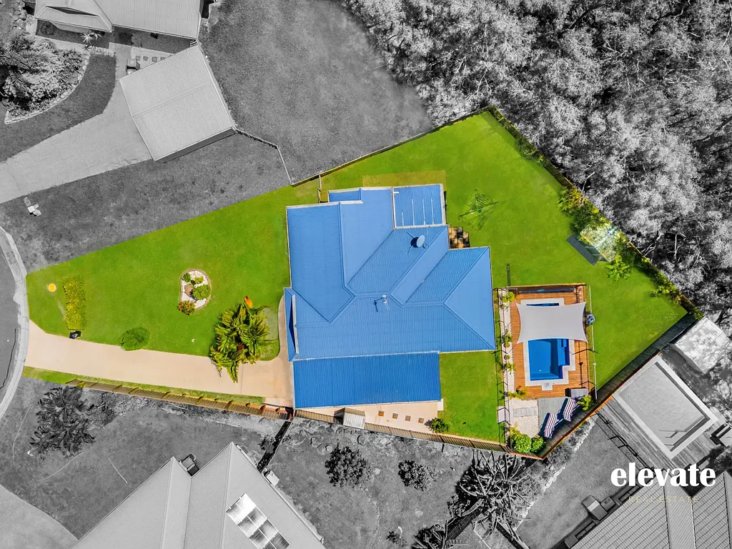 8 Glasshouse Place, New Auckland, QLD 4680